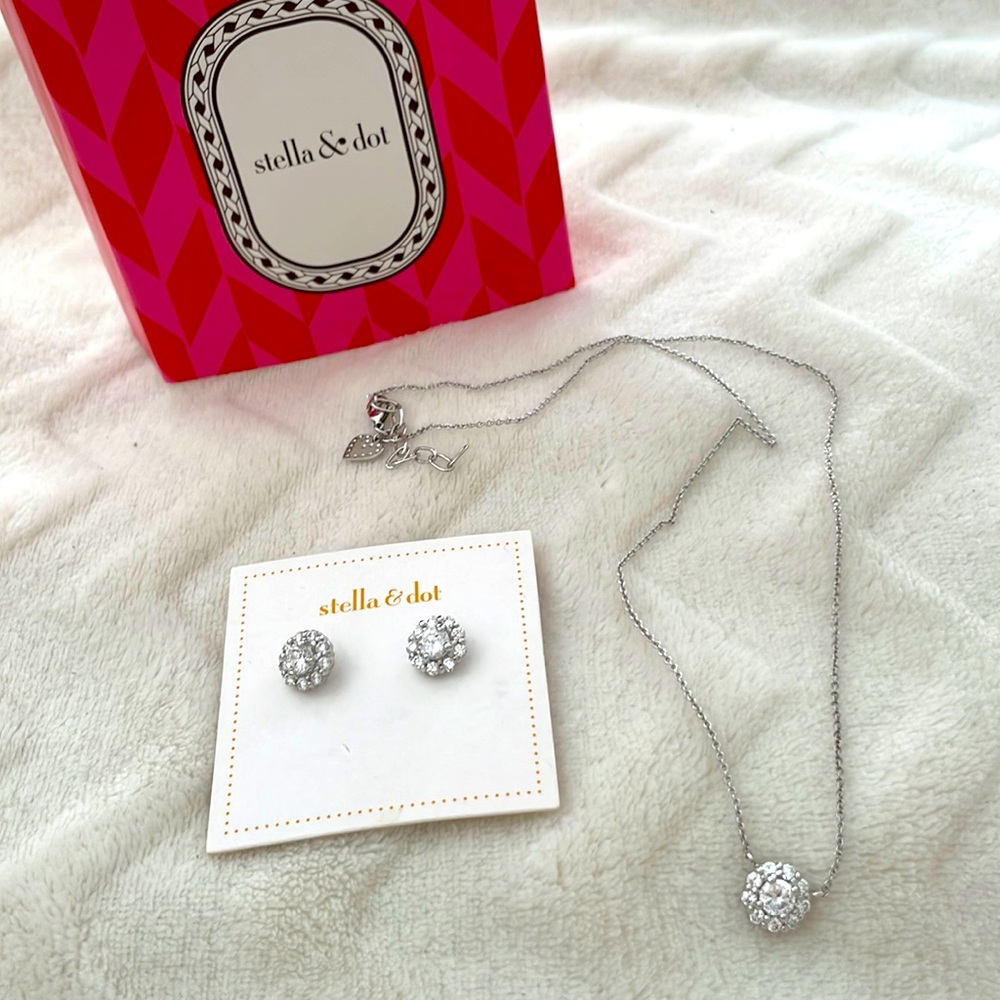 Stella & Dot Crystal Silver Toned Pendant with Matching Earrings—never worn!